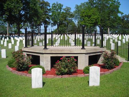 Rostrum at Raleigh National Cemetery. Rostrum at Raleigh National Cemetery.