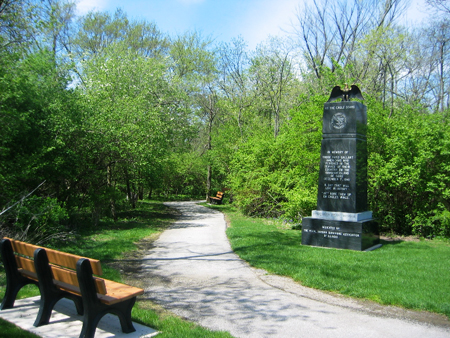 The Memorial Walkway at Abraham Lincoln National Cemetery.