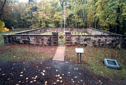 Ball's Bluff National Cemetery